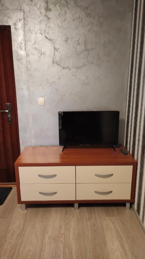 Good Inn Bar Ngoại thất bức ảnh